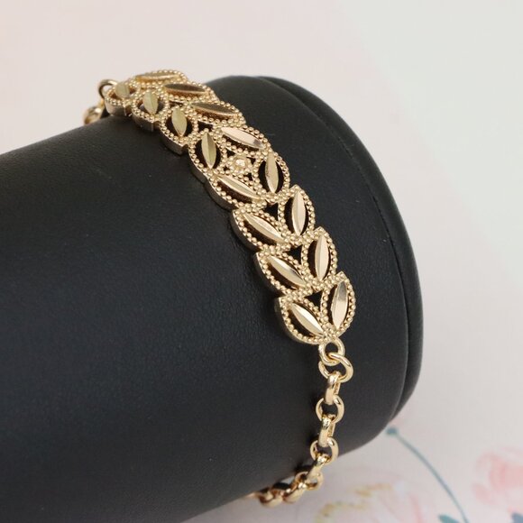 "Elegant Rose Gold Leaf Design Bracelet in High Quality Finish, XPBL1117 - Picture 1 of 13